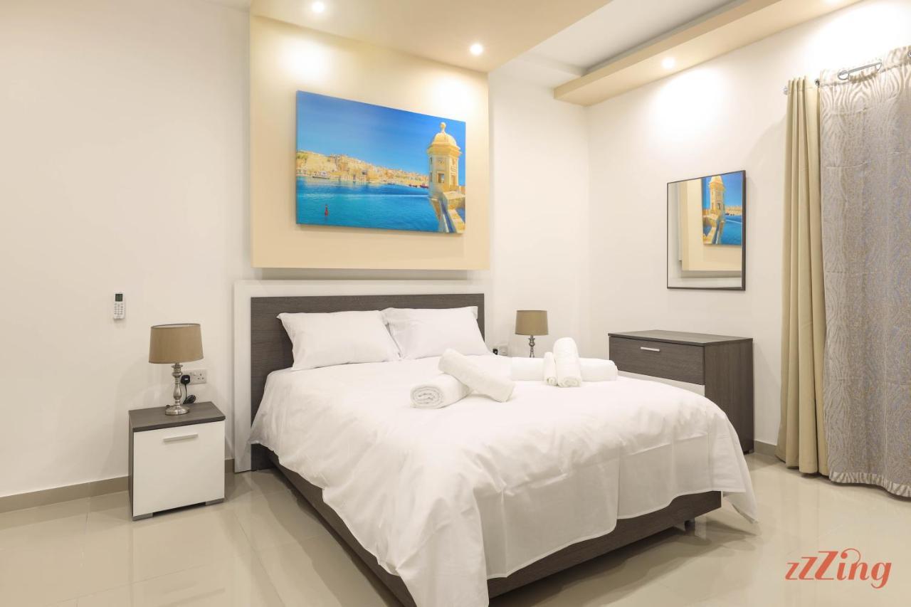 Luxurious Duplex Seafront Apt W Amazing Sea Views Birżebbuġa Exterior foto